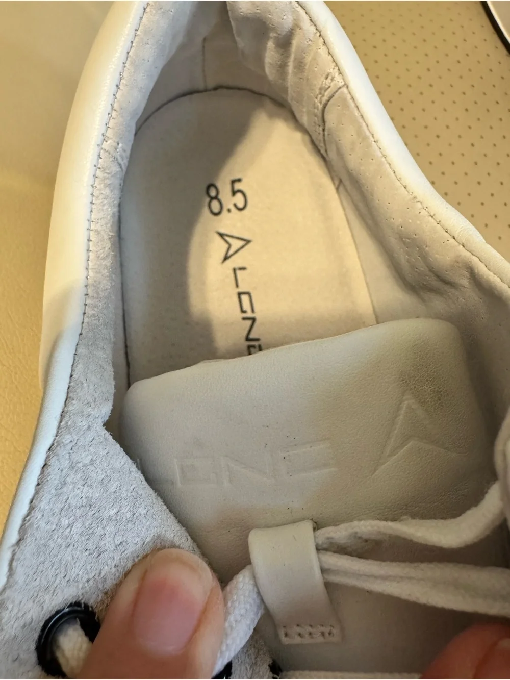 LGND Women’s White & Black Sneakers – Size US 8.5